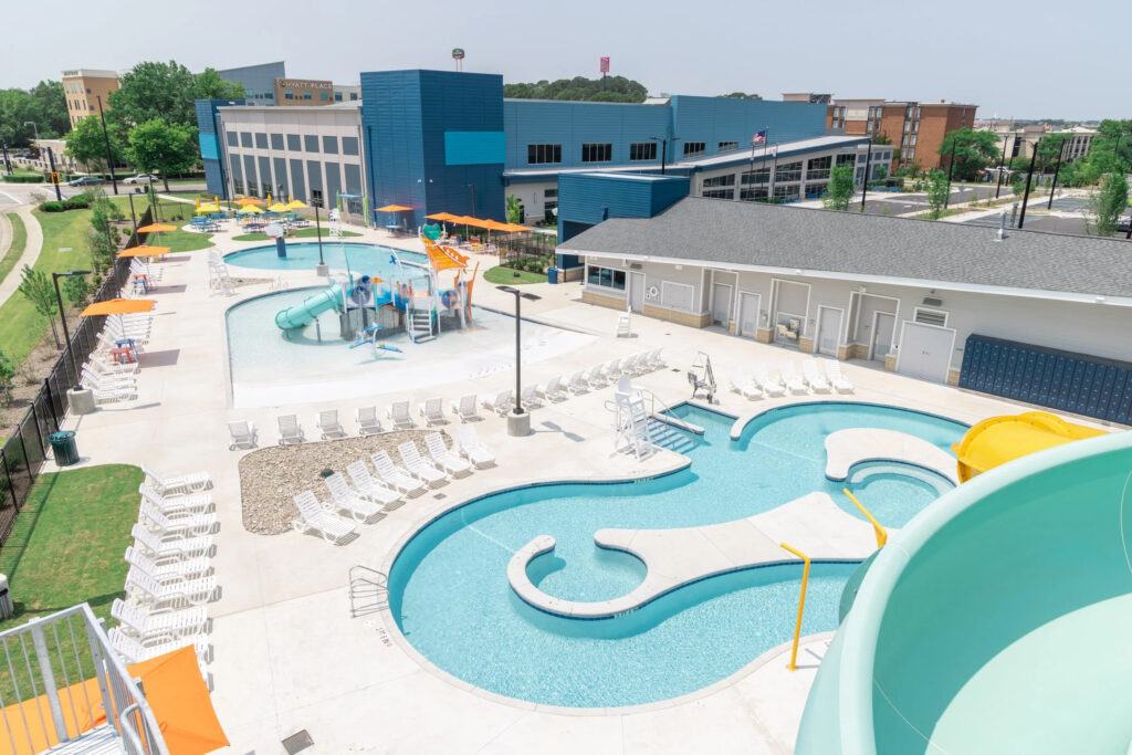 Hampton Virginia Aquaplex Exterior