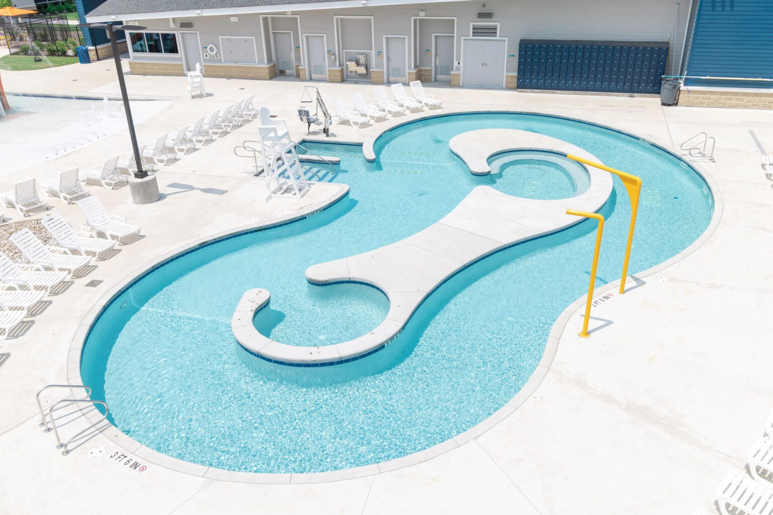 Hampton Virginia Aquaplex Exterior