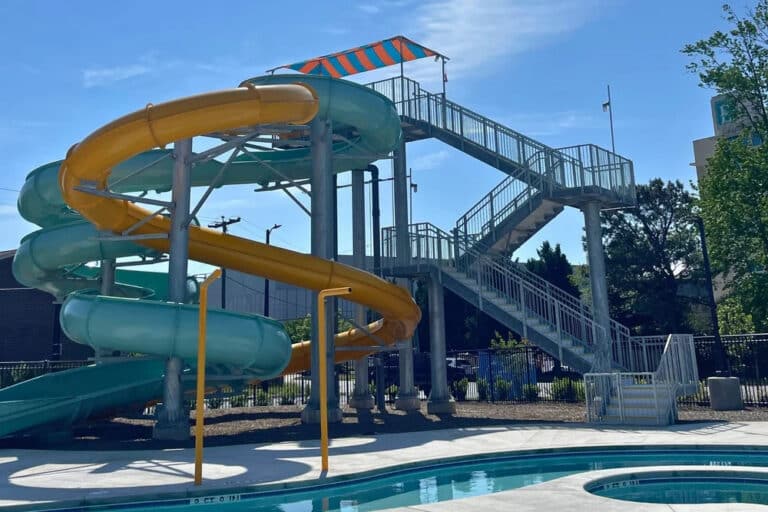 Hampton Virginia Aquaplex Exterior